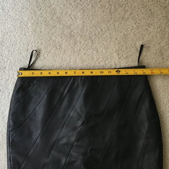 Genuine Lamb Leather Mini Skirt by VILA, Size S-XS, Diagonal Stitch - Picture 7 of 9